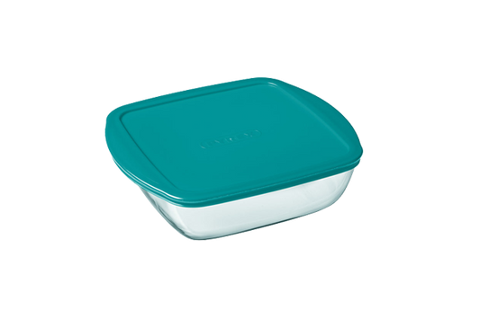 Plat carré en verre avec couvercle en plastique.