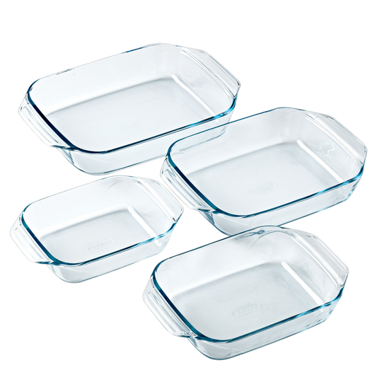 Lot de quatre plats à four rectangulaires en verre