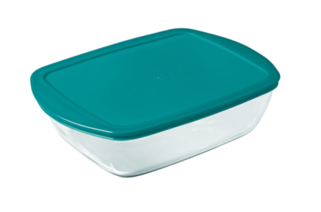 Boite de conservation rectangulaire en verre avec couvercle en plastique.