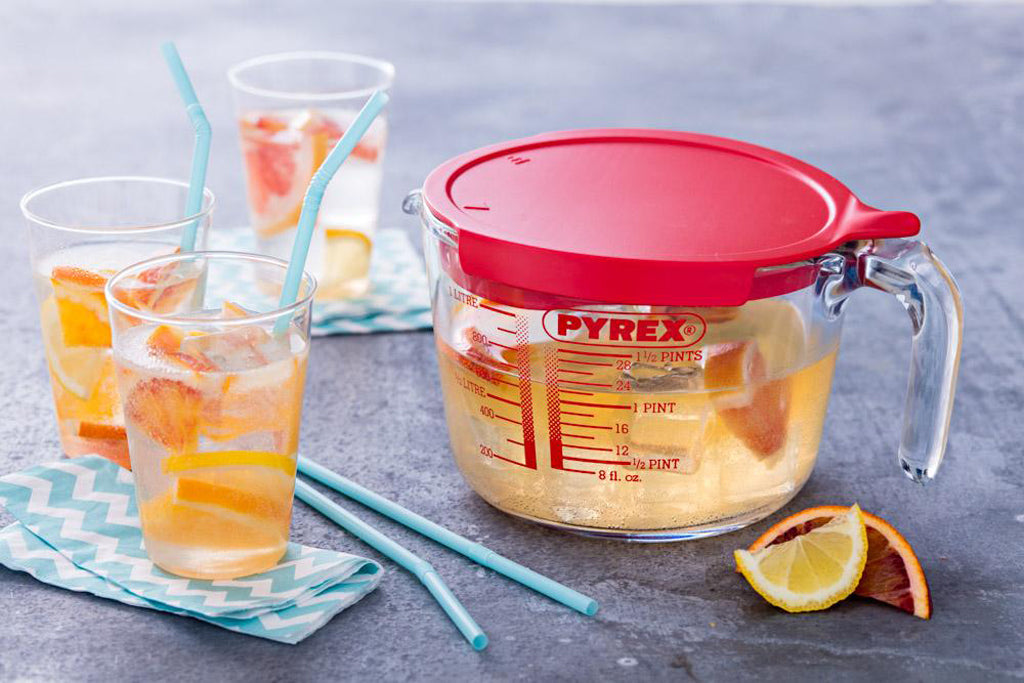 Broc mesureur en verre avec couvercle 1L