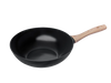Wok de couleur noir Pyrex® en aluminium recyclé avec un revêtement anti-adhésif et un manche effet bois.