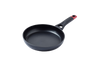 Poêle de couleur noire Pyrex® en aluminium avec un revêtement anti-adhésif.