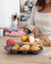 asimetriA - Moule à muffins en métal avec prise en main facile