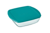 Plat carré en verre avec couvercle en plastique.